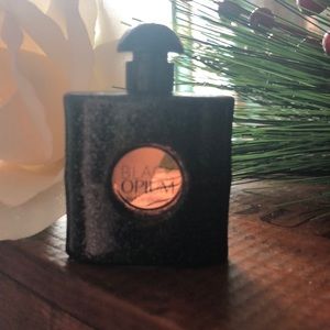 Yves Saint Lauren Black Opium